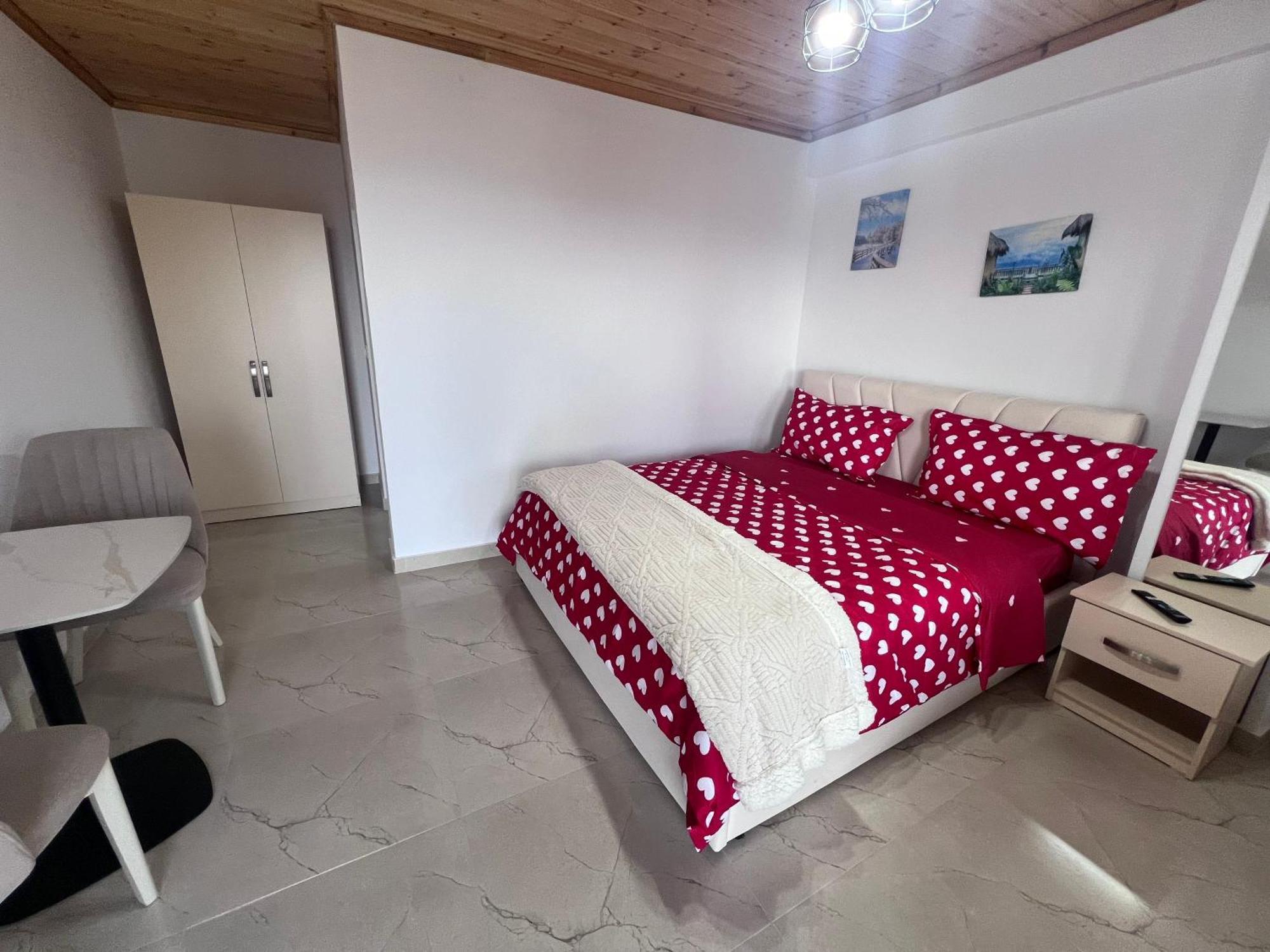 I Pari 3* Shkodër