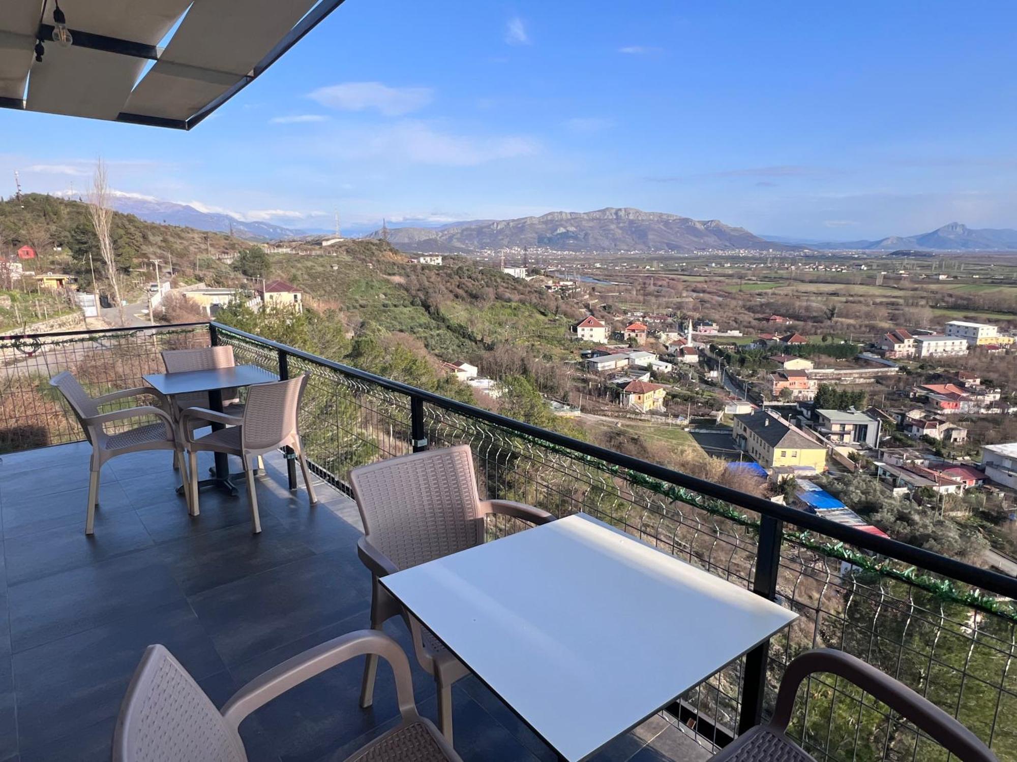 Hotel I Pari Shkoder